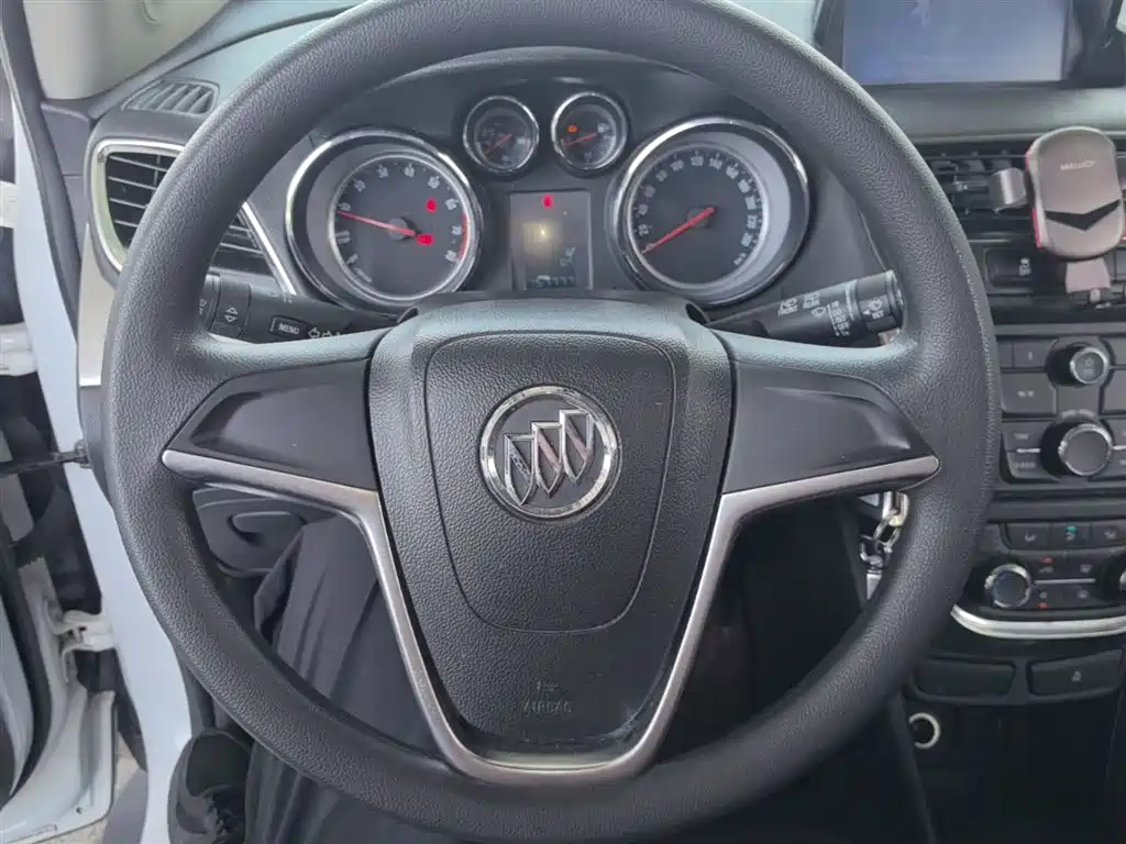 Buick Encore 2015 1.4T Manual 2WD Urban Progressive фото 11