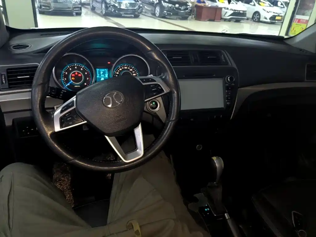 BAIC Senova X65 2015 2015 2.0T Automatic Comfort