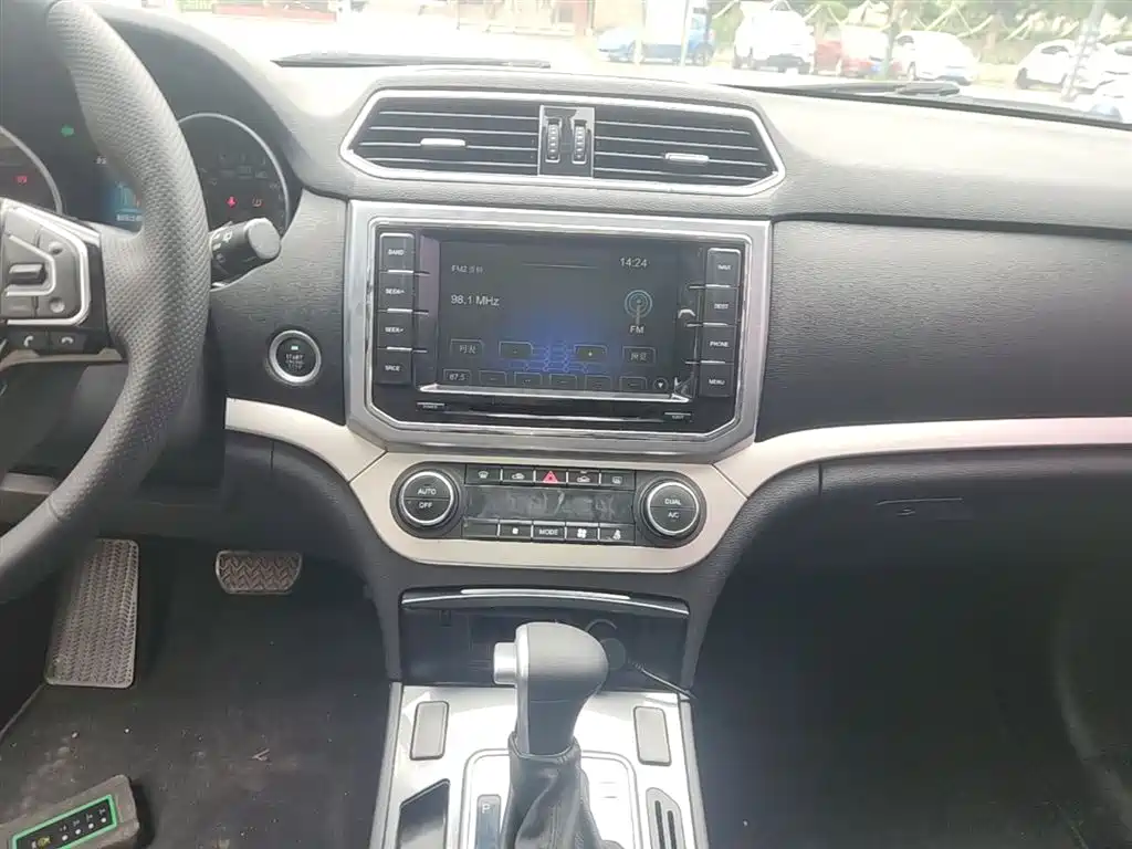 Haval H6 Coupe 2016 Blue Label 1.5T Automatic 2WD Urban фото 13