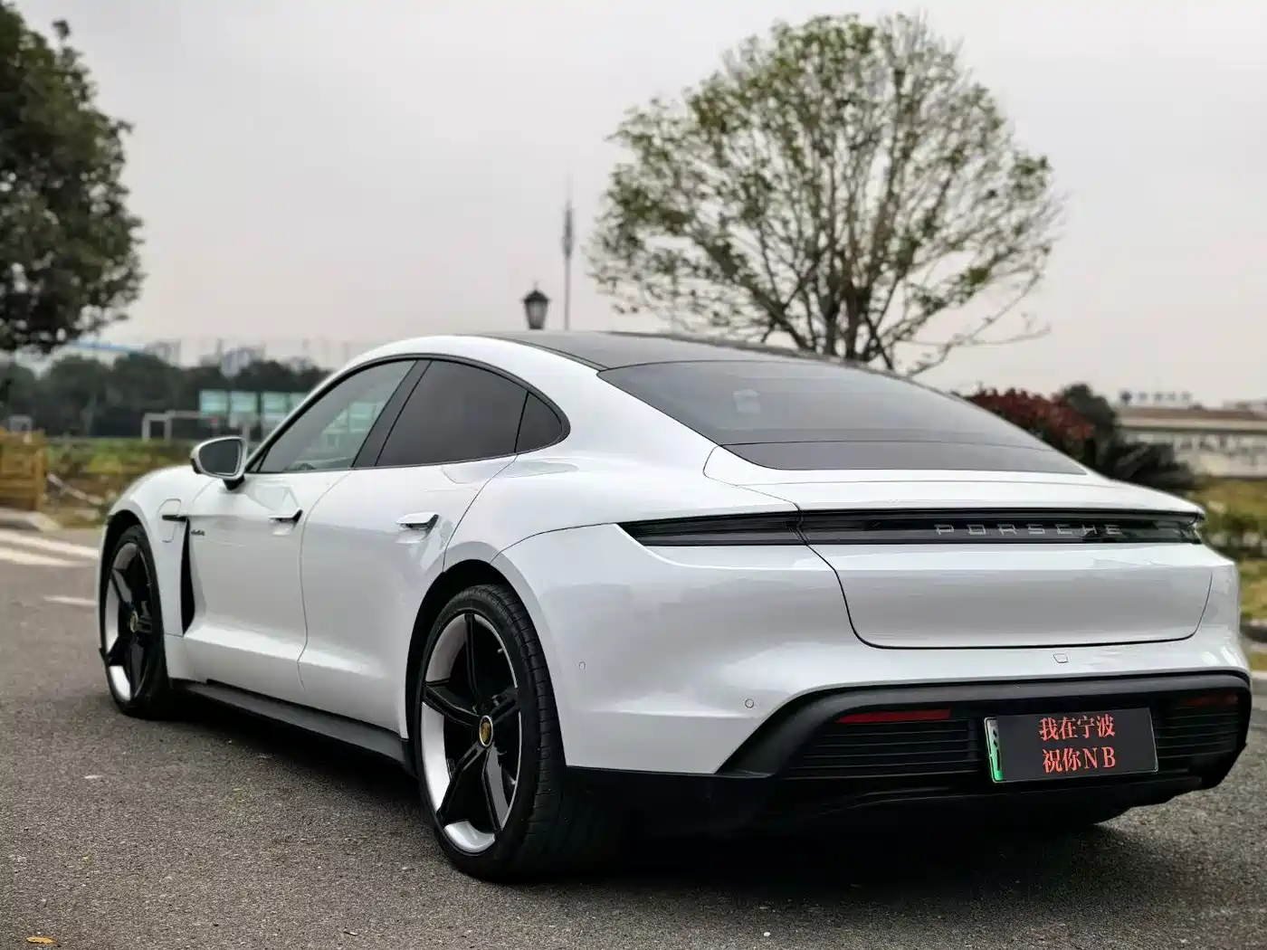 Porsche Taycan 2019 Taycan 4S фото 7