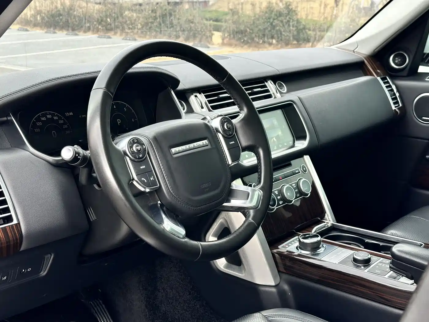Land Rover Range Rover 2015 3.0 TDV6 Vogue фото 11