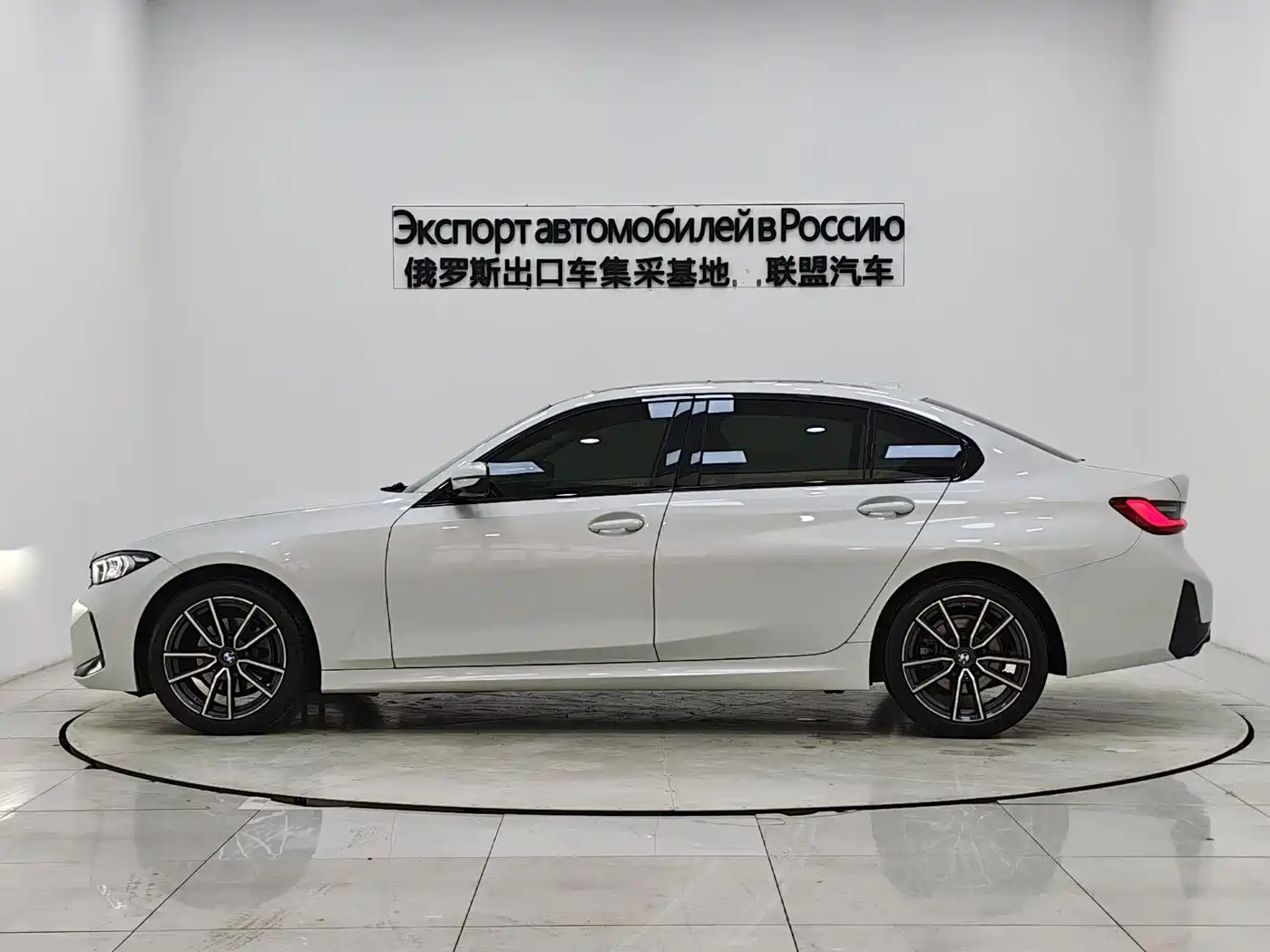 BMW 3 Series 2023 320Li M Sport Package фото 5