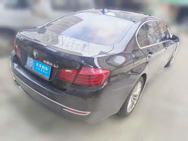 BMW 5 Series 2014 525Li Luxury Design Package — фото 2
