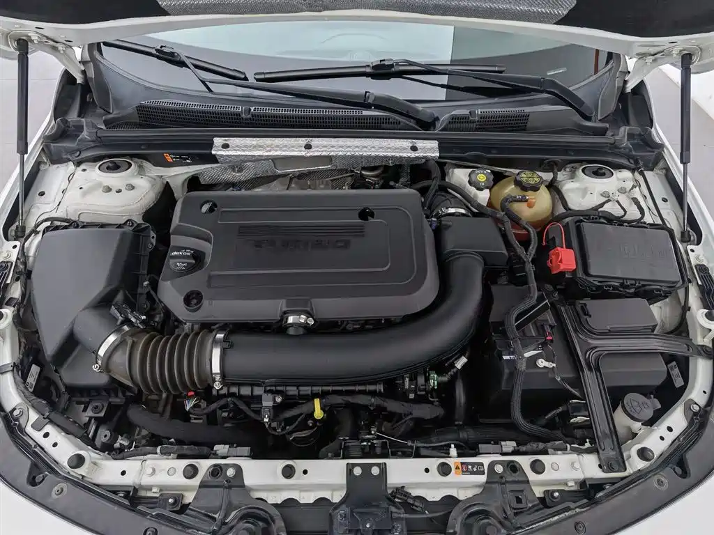 Chevrolet Malibu XL 2021 Model Redline 550T Auto Sharp Edition фото 6