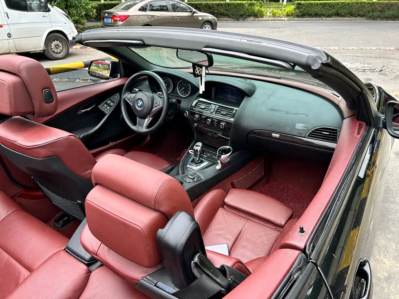 BMW 6 Series 2007 630i Convertible фото 8