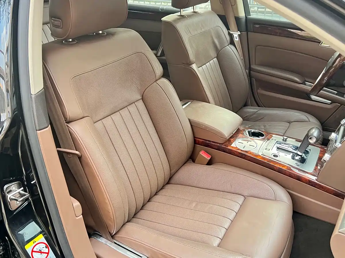 Volkswagen Phaeton 2012 3.0TDI Executive фото 8