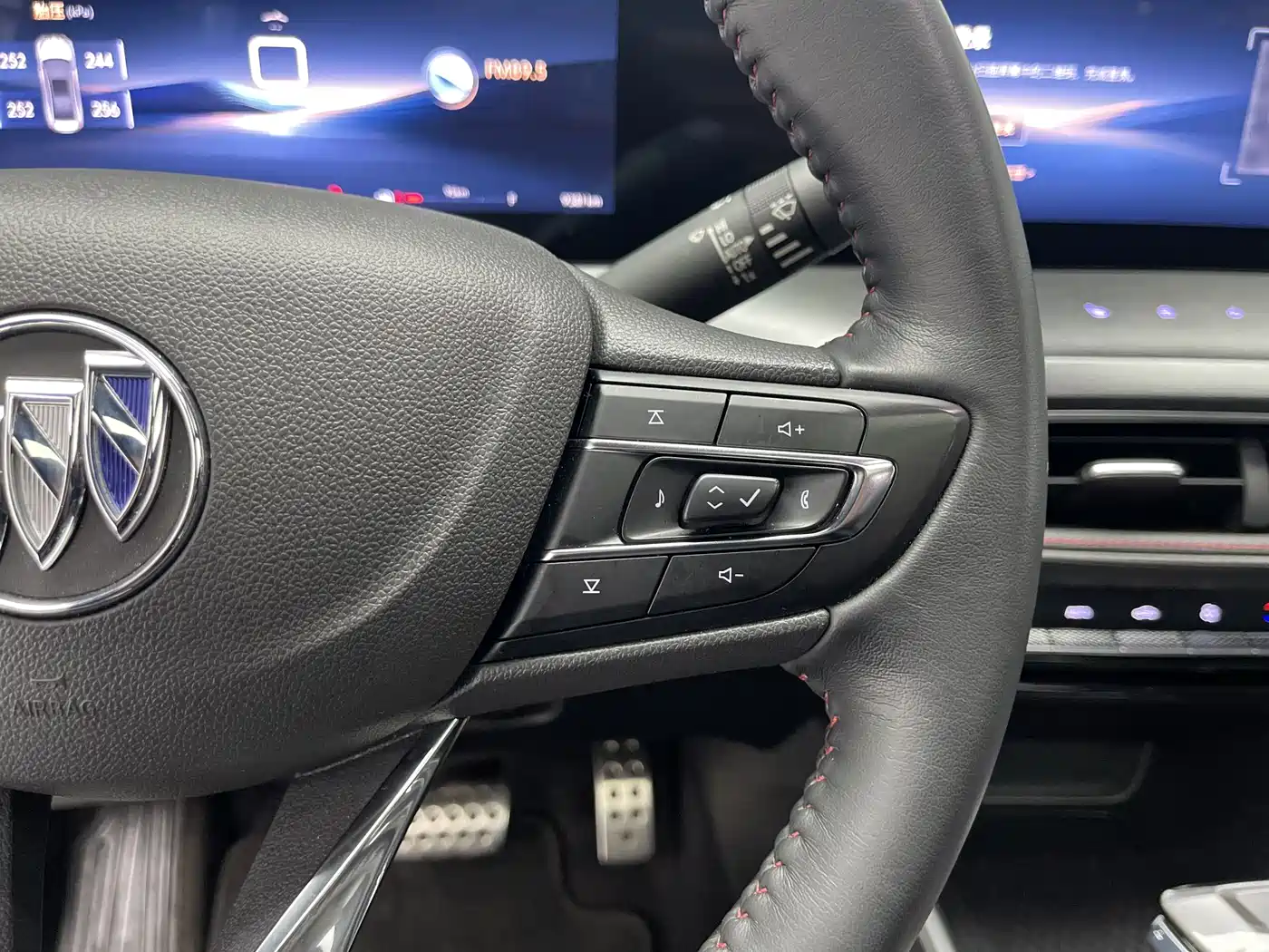Buick Verano 2023 Pro GS Gale Edition фото 8