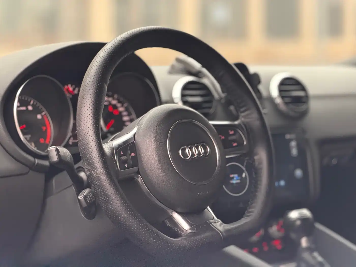 Audi TT 2011 TT Roadster 2.0TFSI фото 5