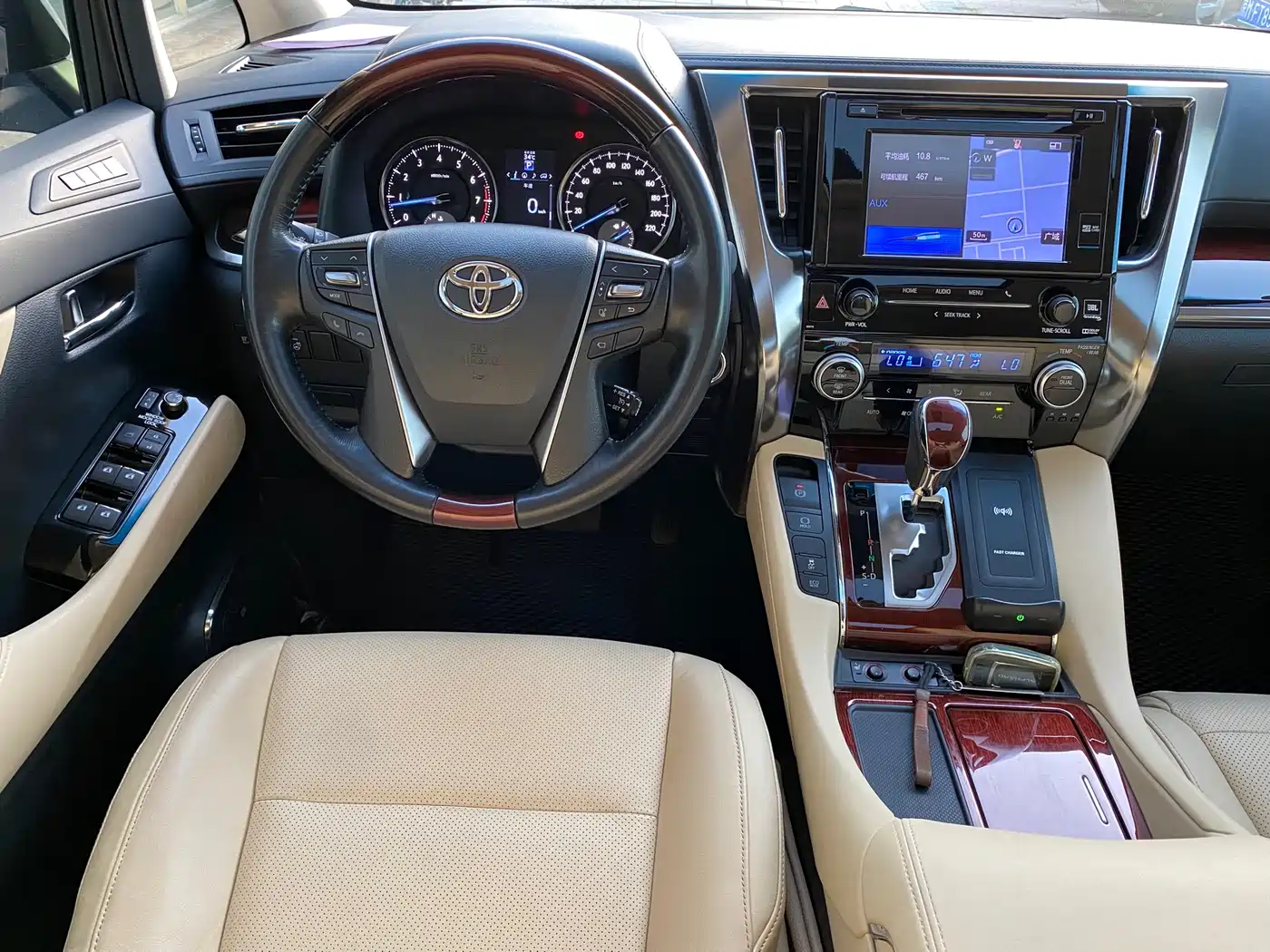 Toyota Alphard 2015 3.5L Luxury Edition фото 7