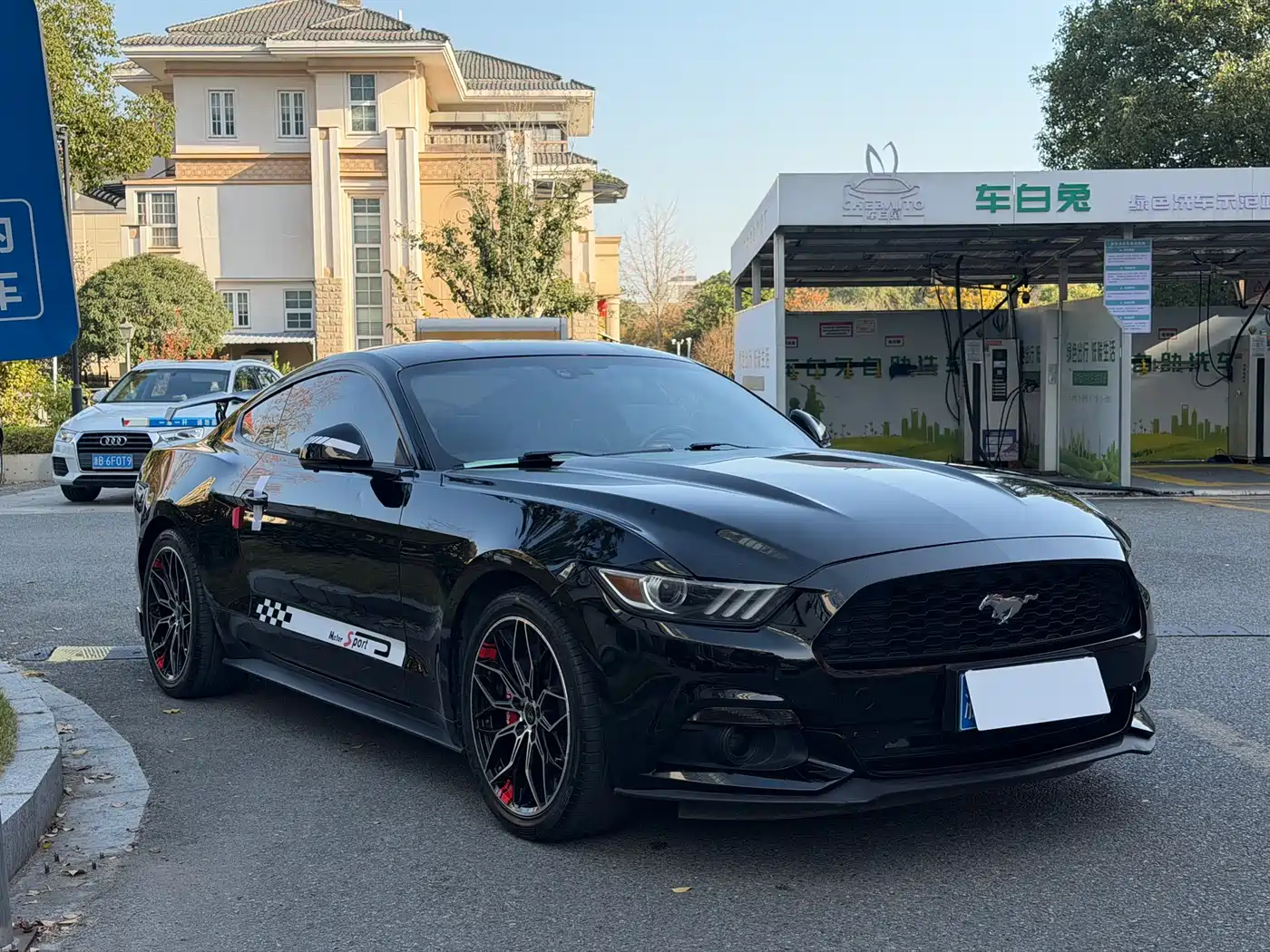 Ford Mustang 2017 2.3T Performance Edition фото 3