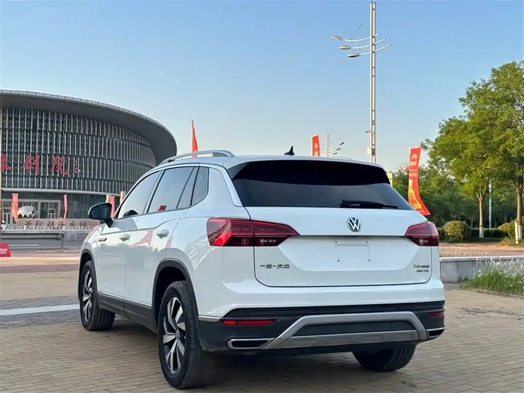 Volkswagen Tayron 2020 280TSI 2WD Luxury Smart Edition фото 6
