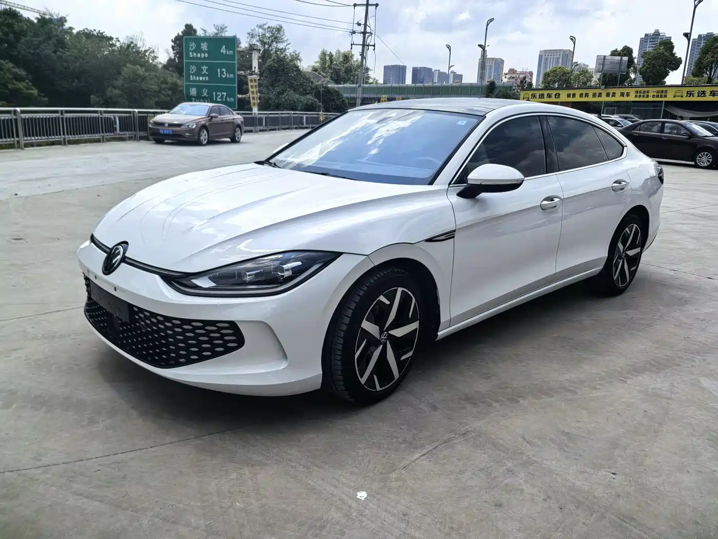 Volkswagen Lamando 2022 Lamando L 280TSI DSG Cool Edition