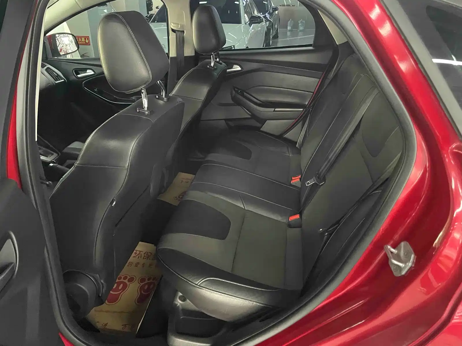 Фото 6 - Ford Focus