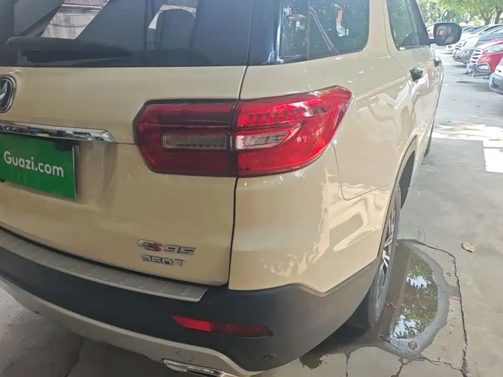 Changan CS95 2017 2017 2.0T FWD Zhiyuan Edition