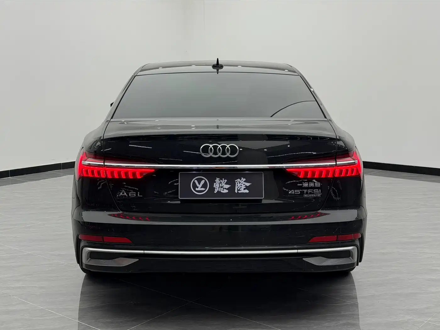 Audi A6L 2023 Facelift 45 TFSI quattro Exclusive Dynamic фото 4