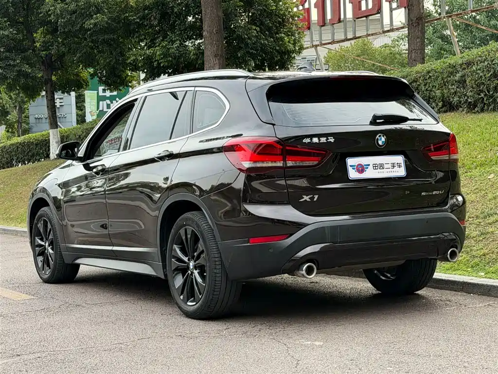 BMW X1 2020 sDrive20Li Fashion Model фото 4