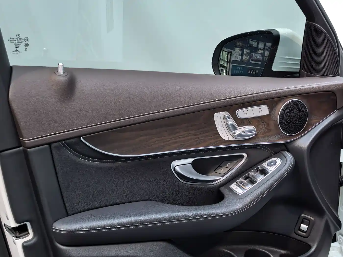 Mercedes-Benz GLC 2020 Facelift GLC 300 L 4MATIC Dynamic фото 9