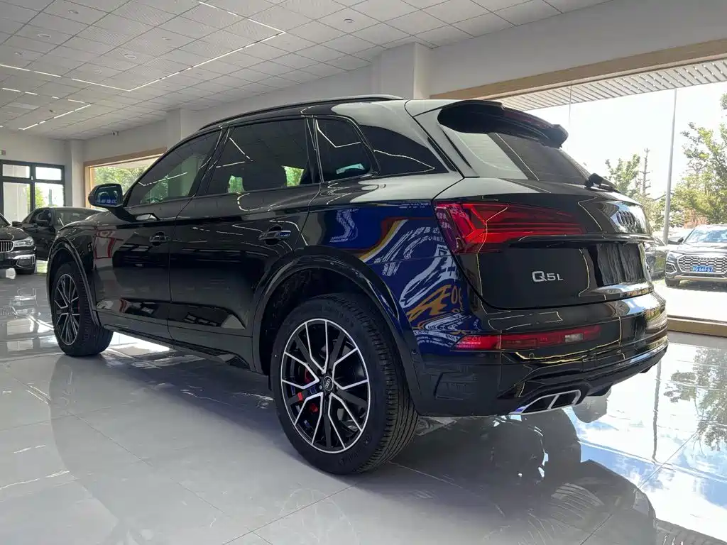 Audi Q5L 2026 2025 Model Year Facelift 45th Anniversary Edition 45 TFSI Luxury Dynamic