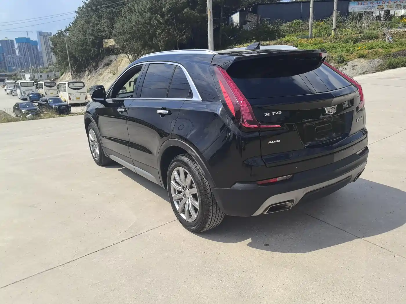 Cadillac XT4 2020 28T FWD Leading Trim фото 13