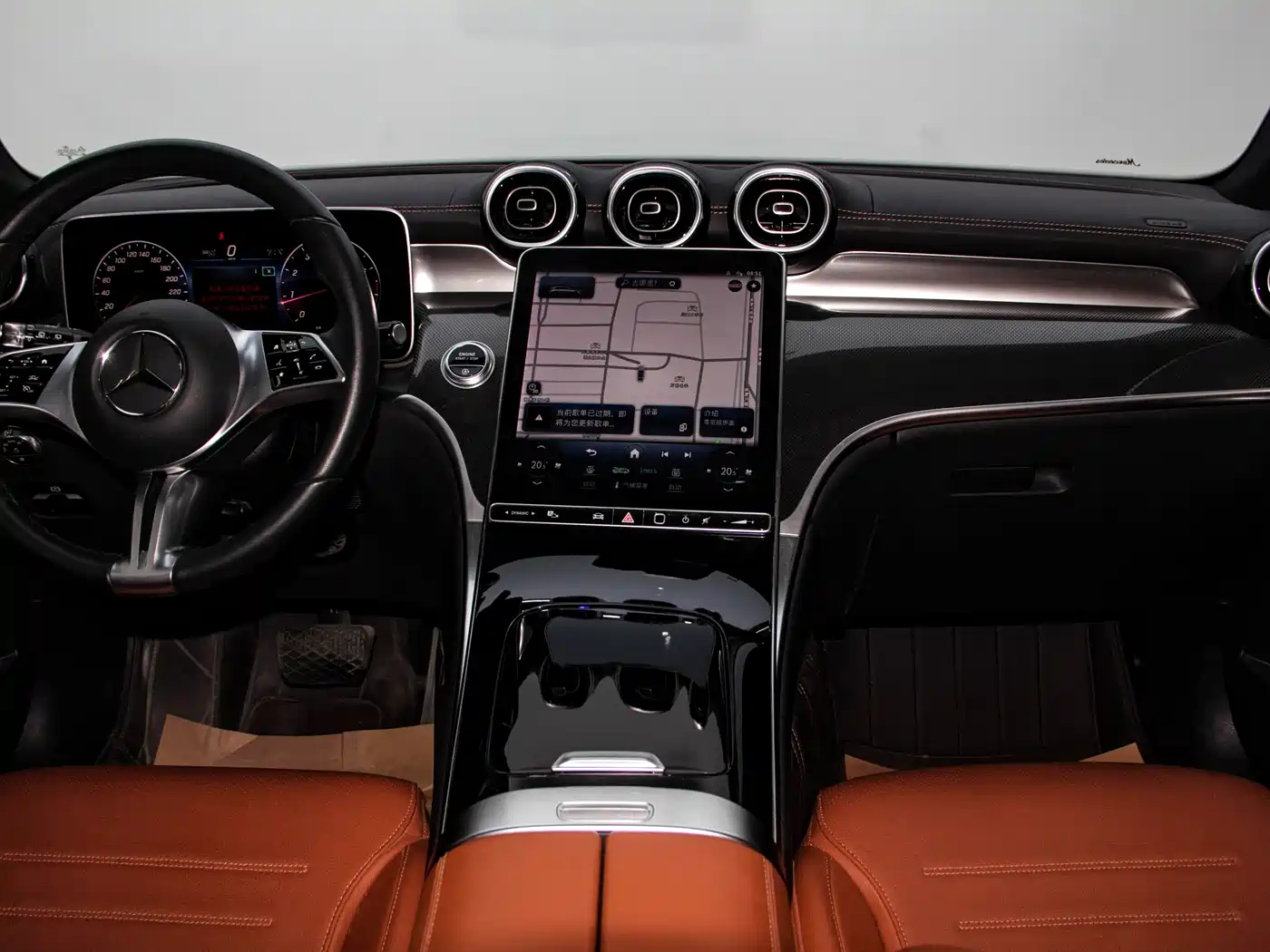 Mercedes-Benz GLC 2023 GLC 260 L 4MATIC Sport 5-seater фото 14