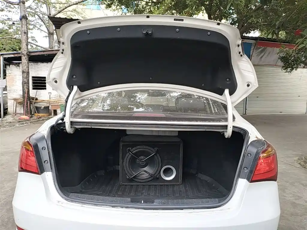 Hyundai Mistra 2014 1.8L Auto Smart GLS фото 19