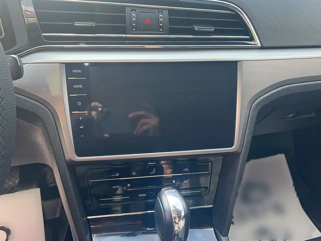 Volkswagen Lamando 2021 280TSI DSG Comfort Edition фото 2