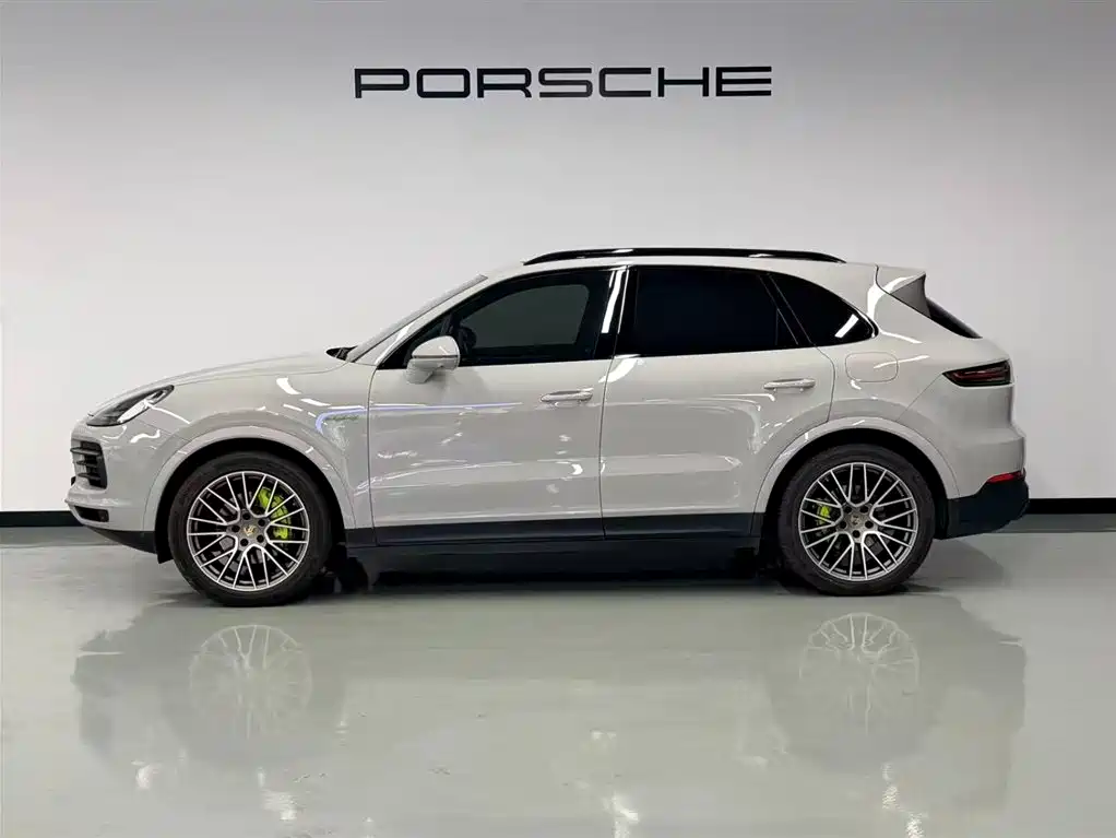 Porsche Cayenne New Energy 2021 Cayenne E-Hybrid 2.0T фото 7