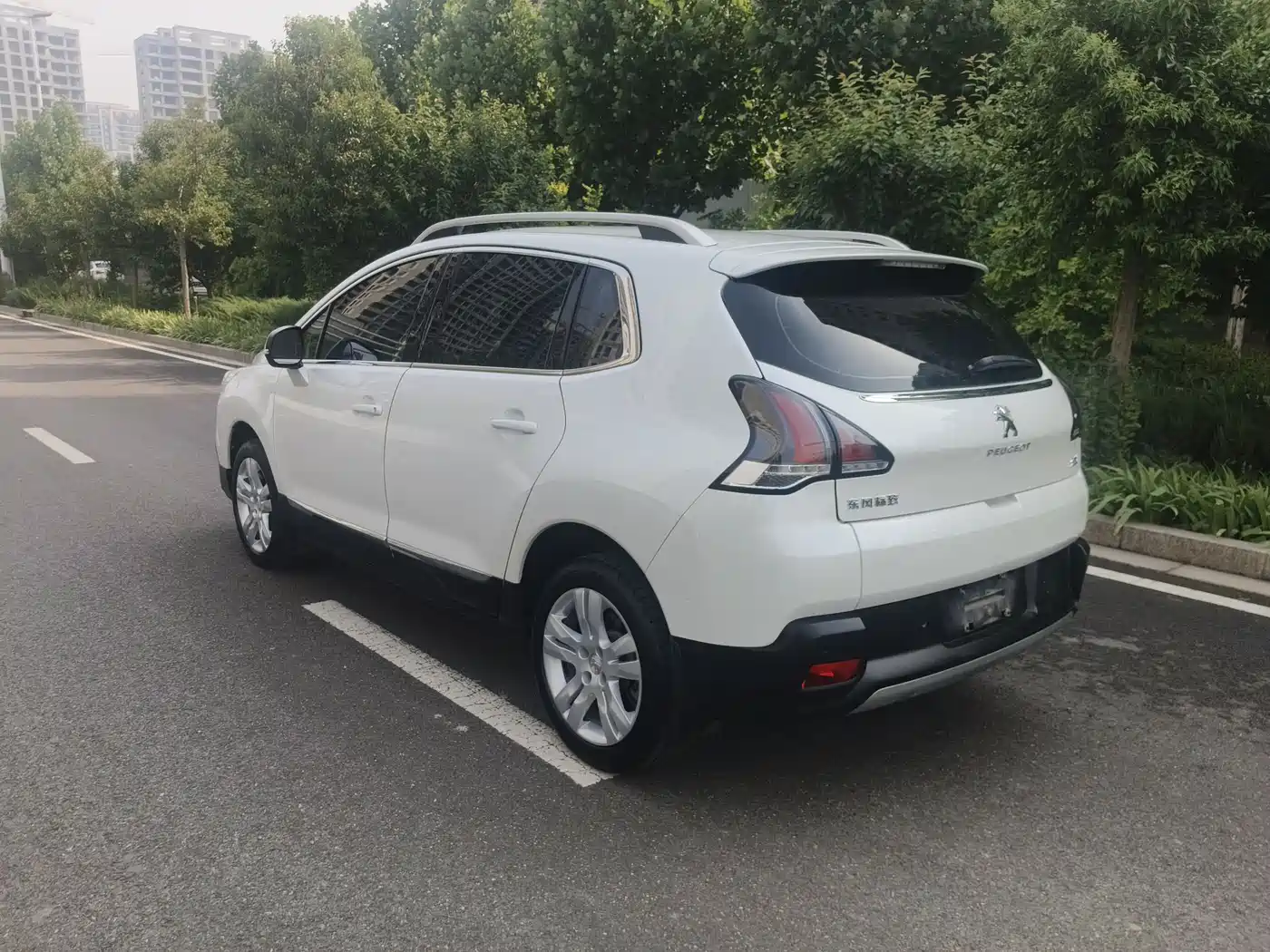 Peugeot 3008 2016 2.0L Automatic Classic Edition фото 9