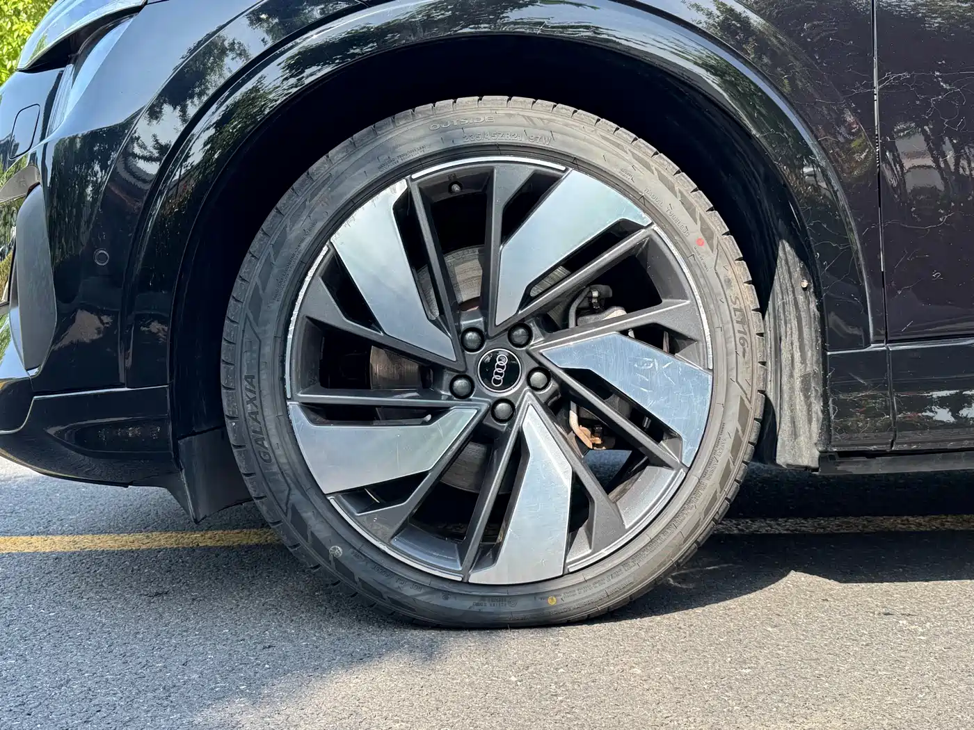 Audi Q5 e-tron 2022 50 e-tron quattro Glory Edition Mecha Suit Sun Chaser Version фото 20