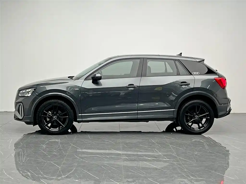 Audi Q2L 2022 35 TFSI Progressive Dynamic фото 3