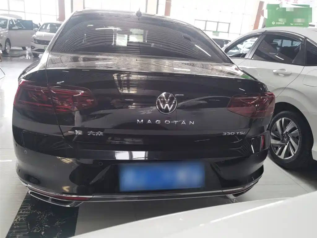 Volkswagen Magotan 2023 Model 2 Million Commemorative Edition 330TSI DSG Luxury фото 11