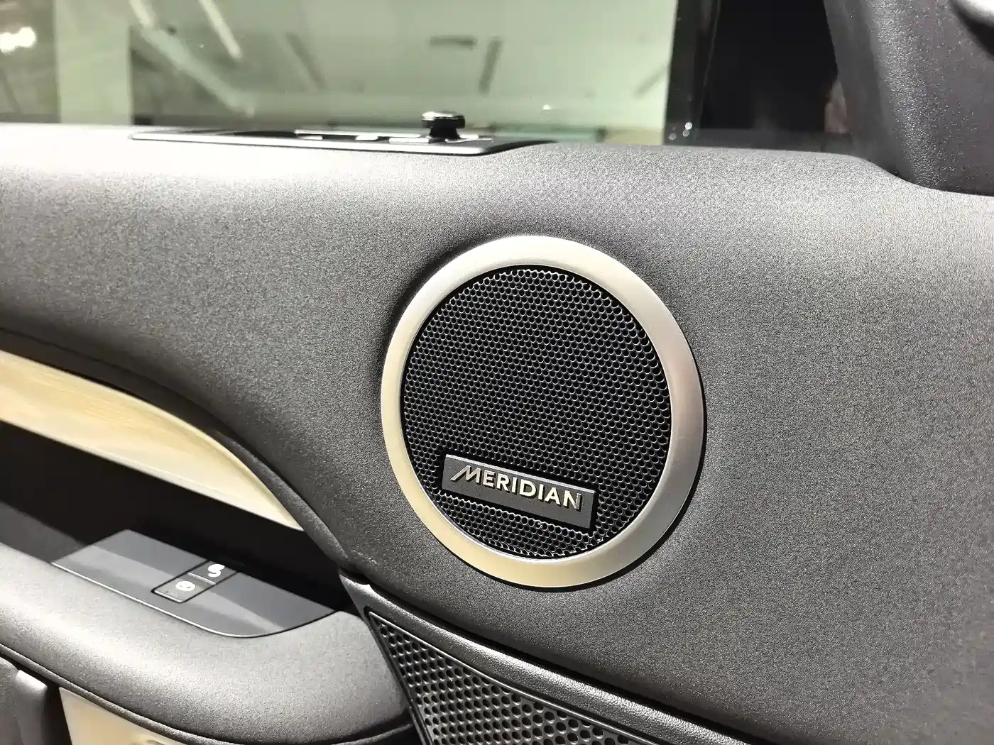Land Rover Discovery 2020 3.0 SC V6 30th Anniversary Special Edition фото 10
