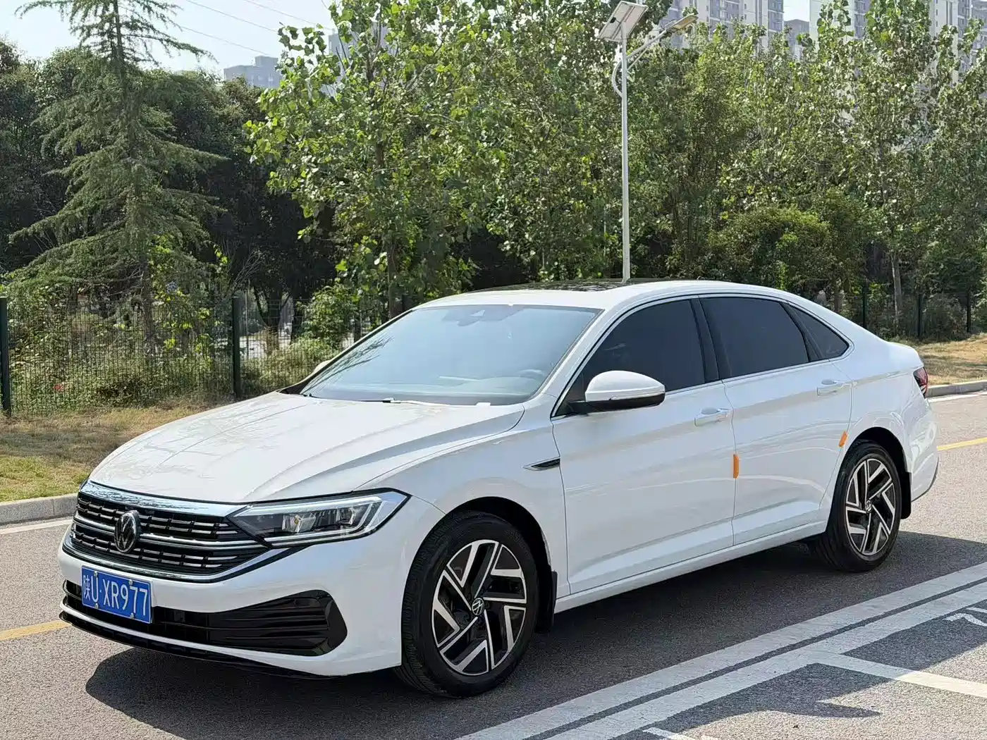 Volkswagen Sagitar 2024 300TSI DSG Surpass Edition