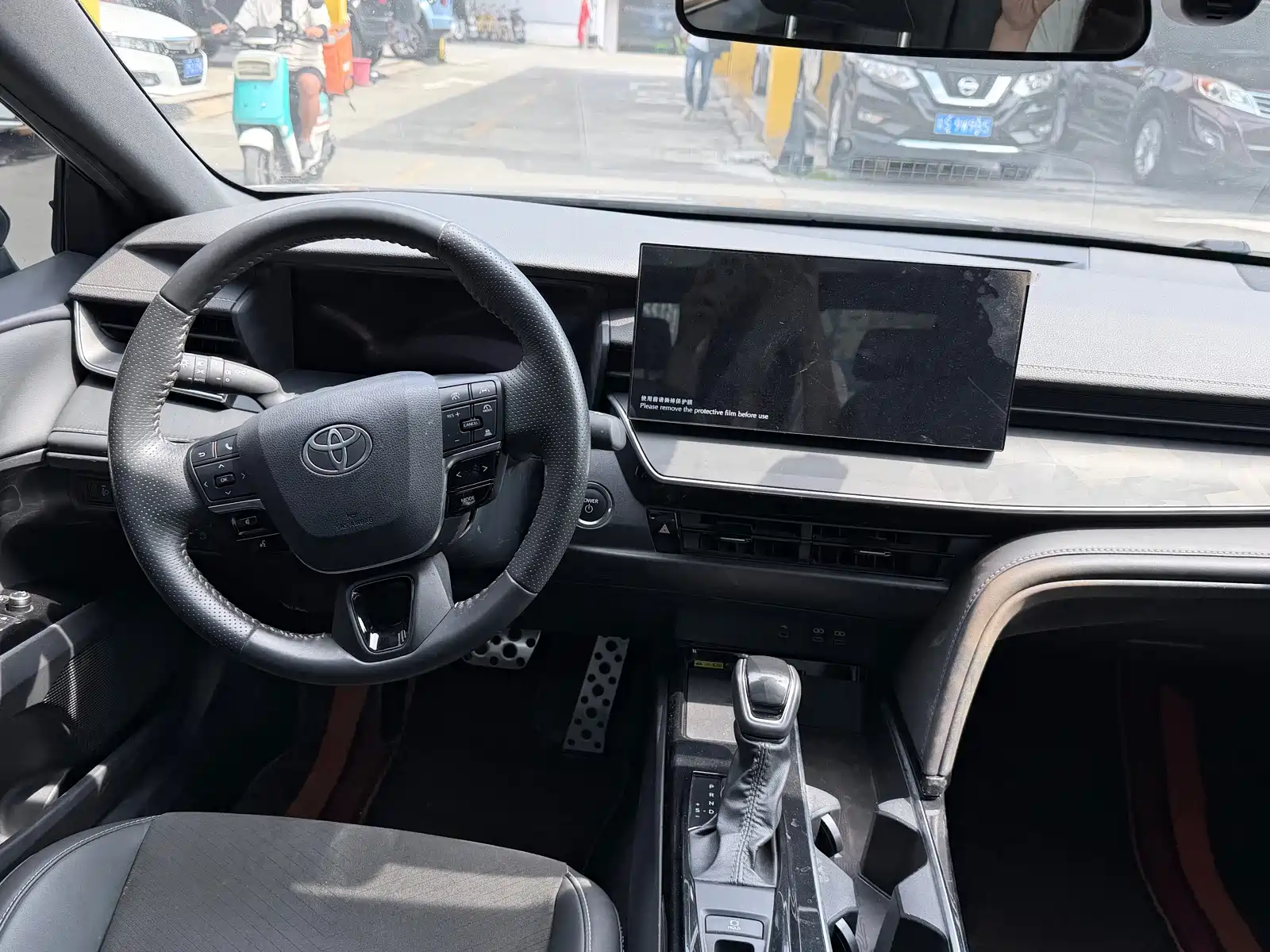 Фото 5 - Toyota Camry