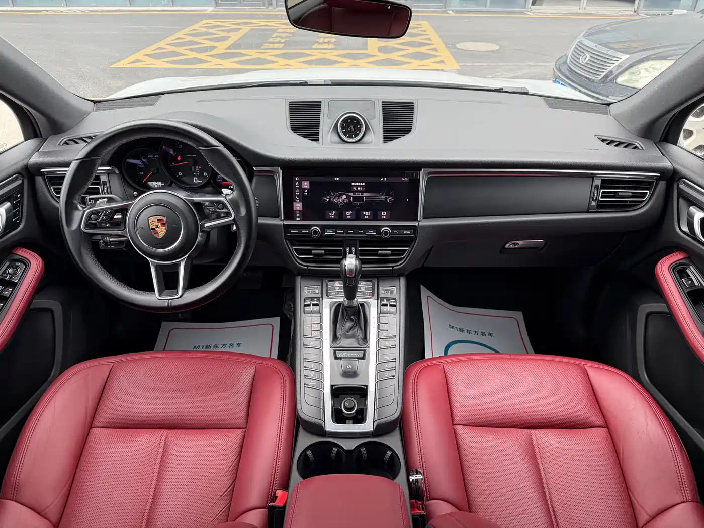 Porsche Macan 2018 Macan 2.0T фото 8
