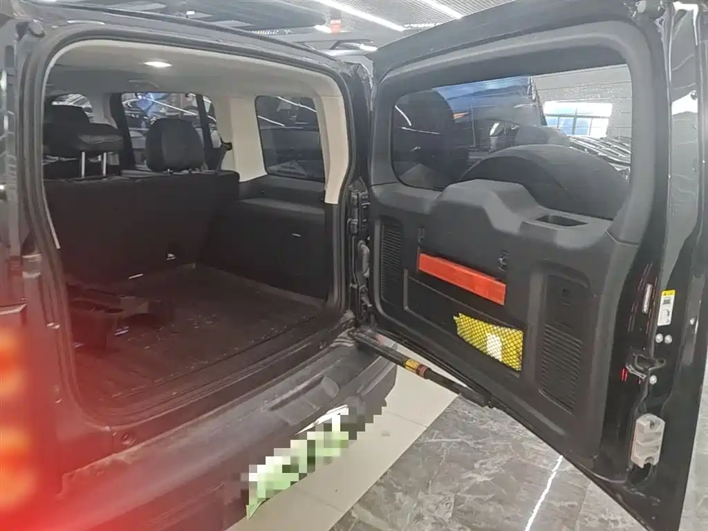 Haval Meng Long NEV 2024 Hi4 145 Cross-country Edition фото 15