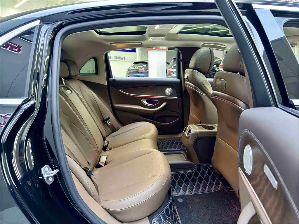 Mercedes-Benz E-Class 2020 E 300 L Fashion фото 6