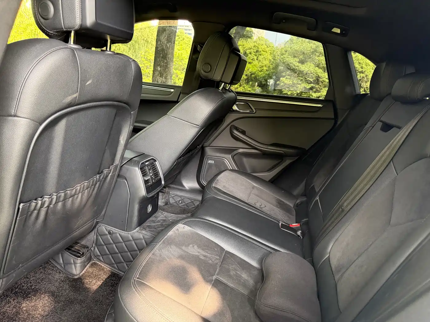 Porsche Macan 2018 Macan 2.0T фото 9