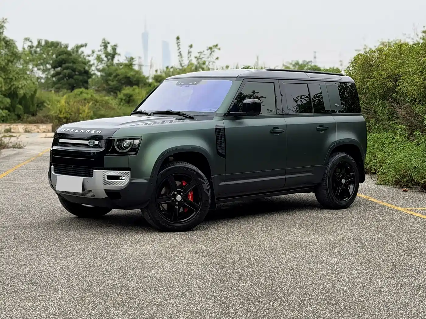 Land Rover Defender 2020 Model 110 P400 HSE