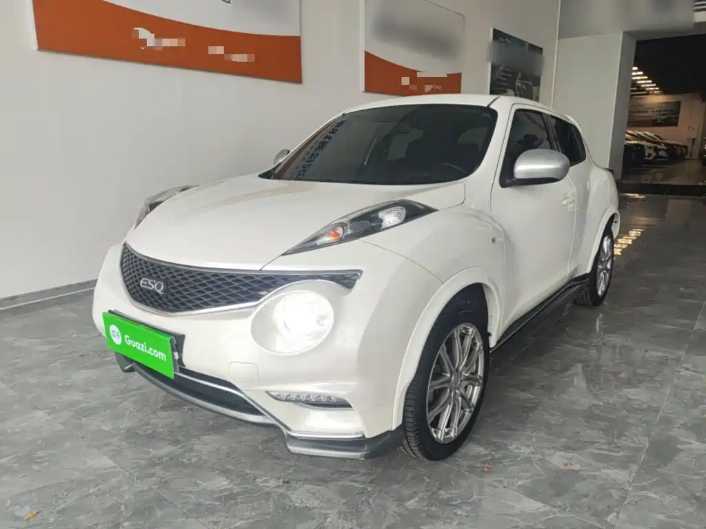 Infiniti ESQ 2015 2014 1.6L Free Edition