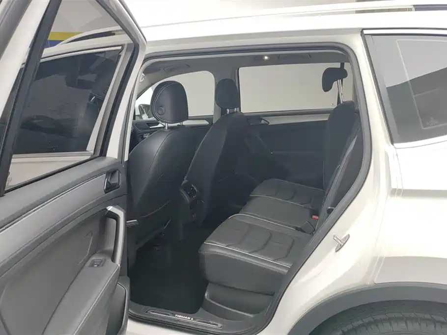 Volkswagen Tiguan L 2017 330TSI Automatic 2WD Flagship Edition фото 11