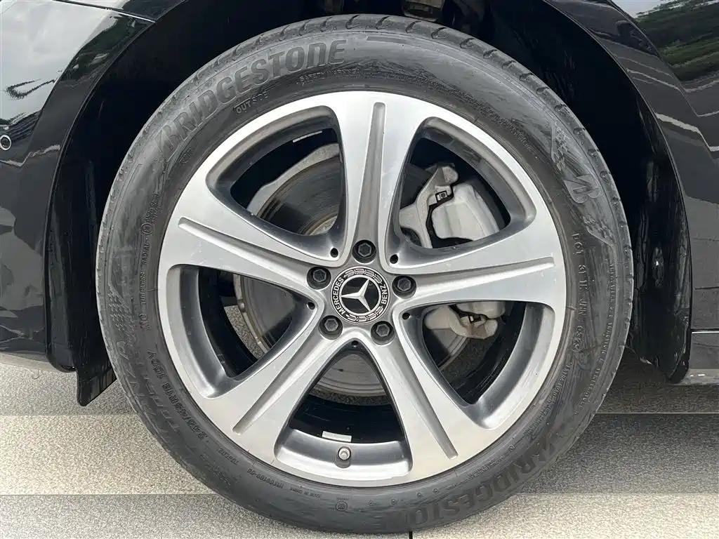 Mercedes-Benz E-Class 2019 E 260 L Sport фото 10
