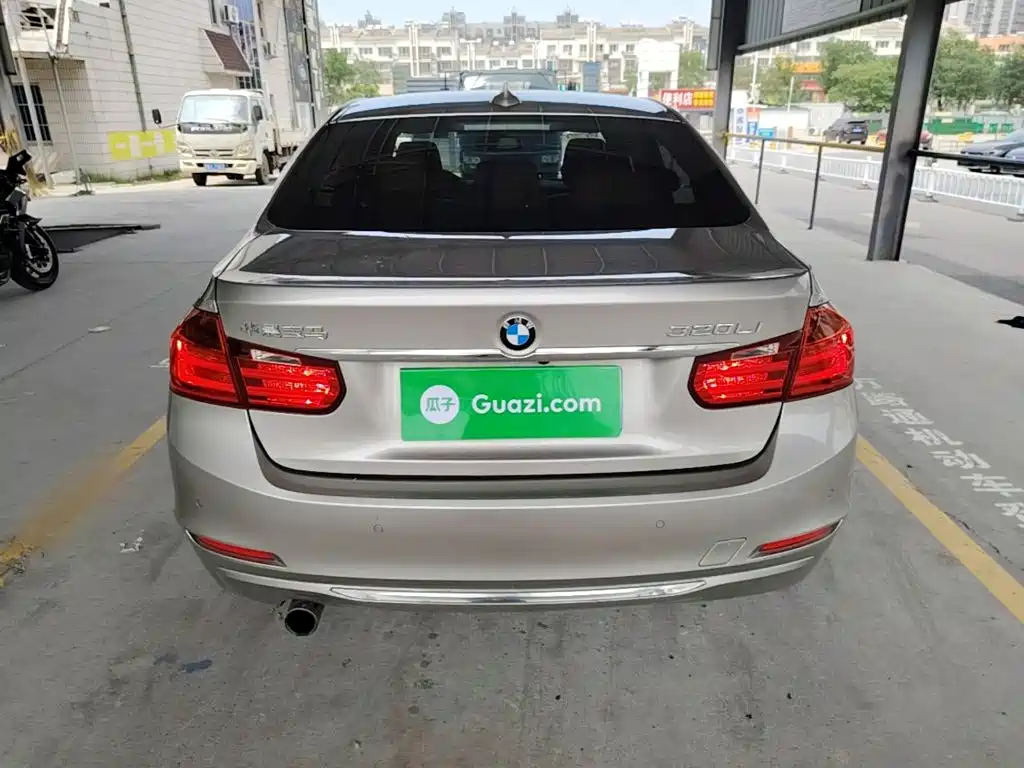 Фото 6 - BMW 3 Series