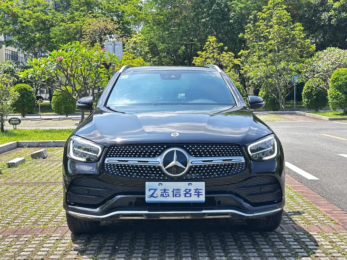 Mercedes-Benz GLC 2021 GLC 300 L 4MATIC Sporty фото 2