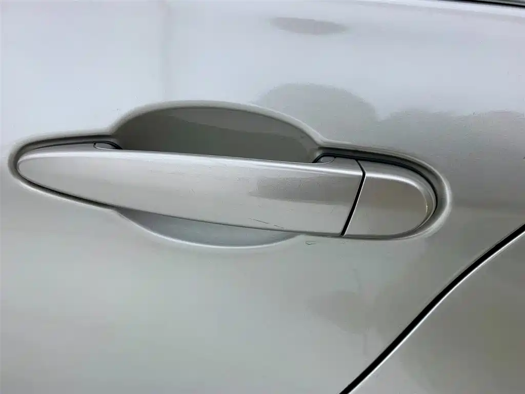 BMW 3 Series 2018 318Li фото 30