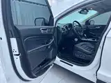 Фото 8 - Ford Edge