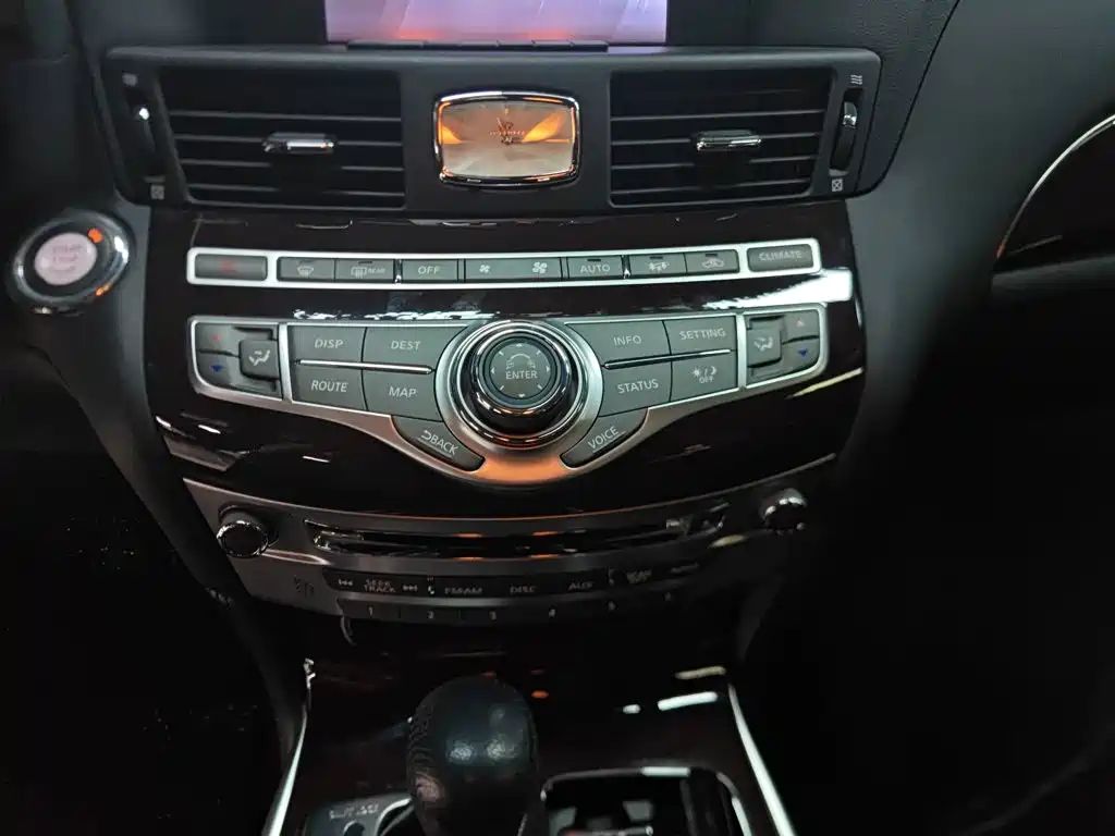 Infiniti Q70 2014 2013 Q70L 2.5L Premium