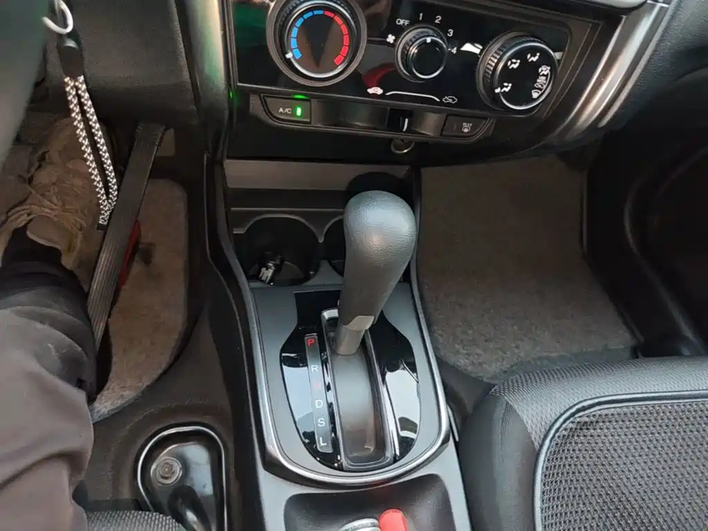 Honda Gienia 2018 2017 1.5L CVT Classic Edition