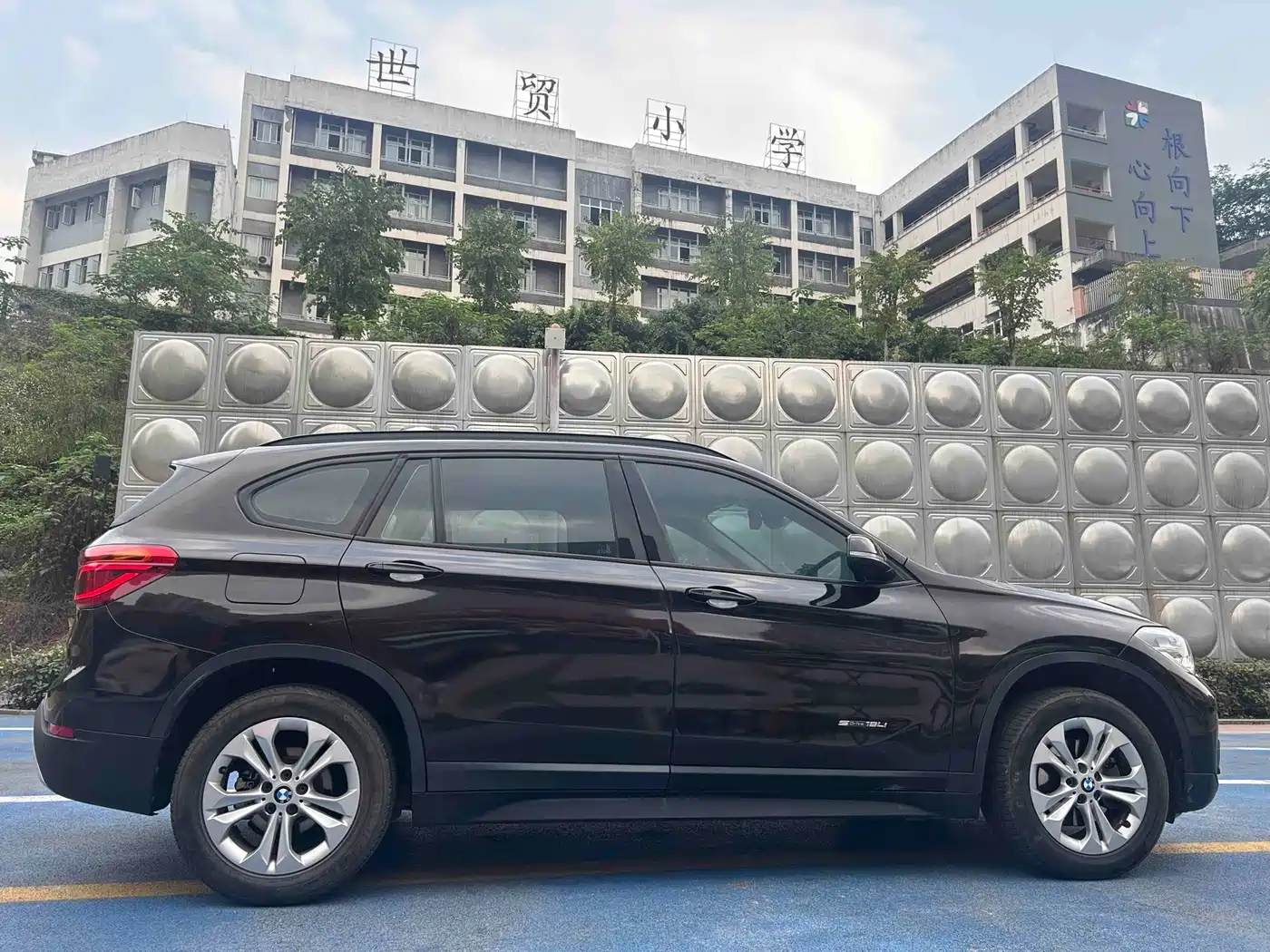 BMW X1 2018 sDrive18Li Premium Model фото 11