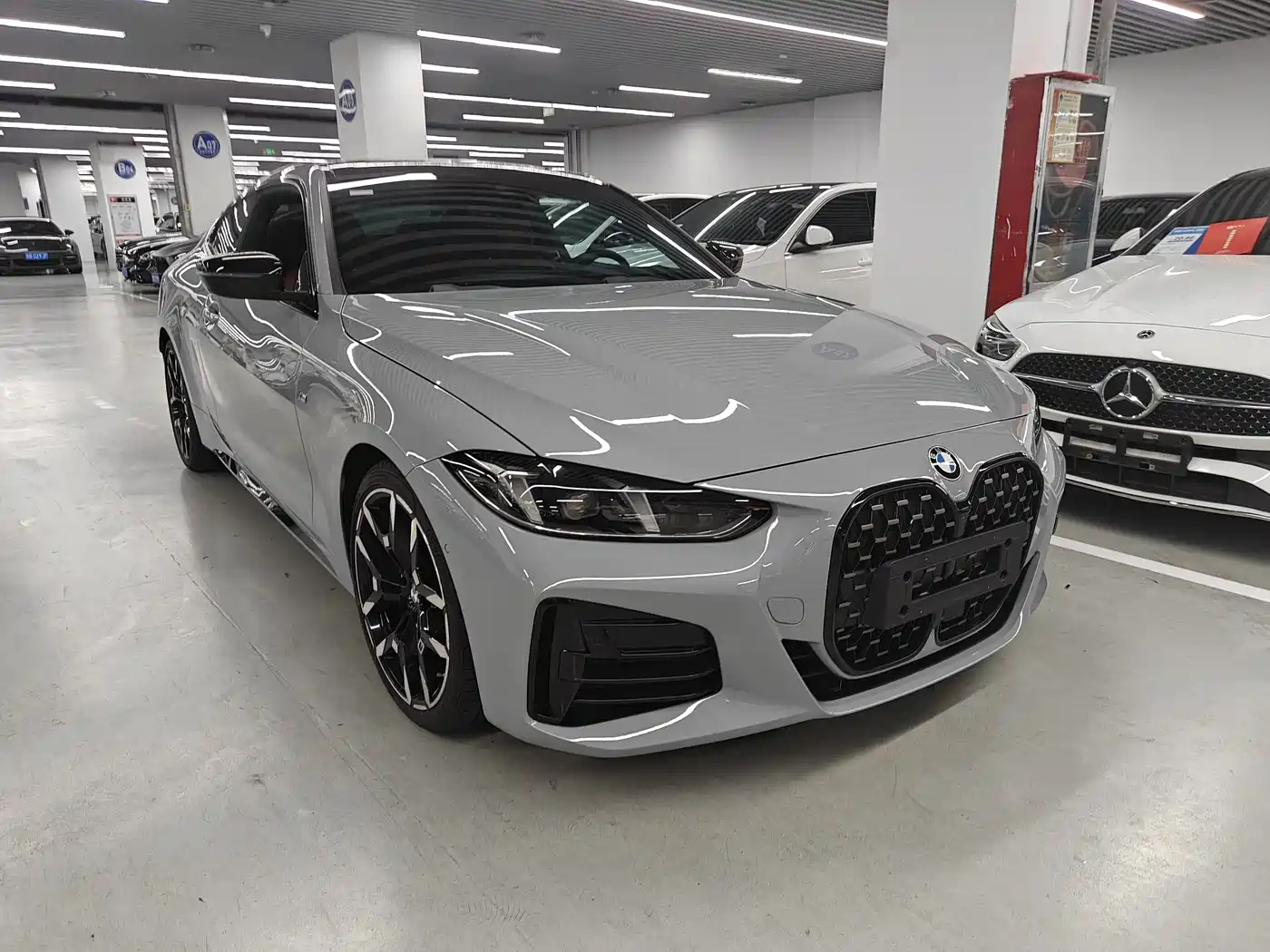 BMW 4 Series 2024 430i M Sport Shadow Edition фото 3